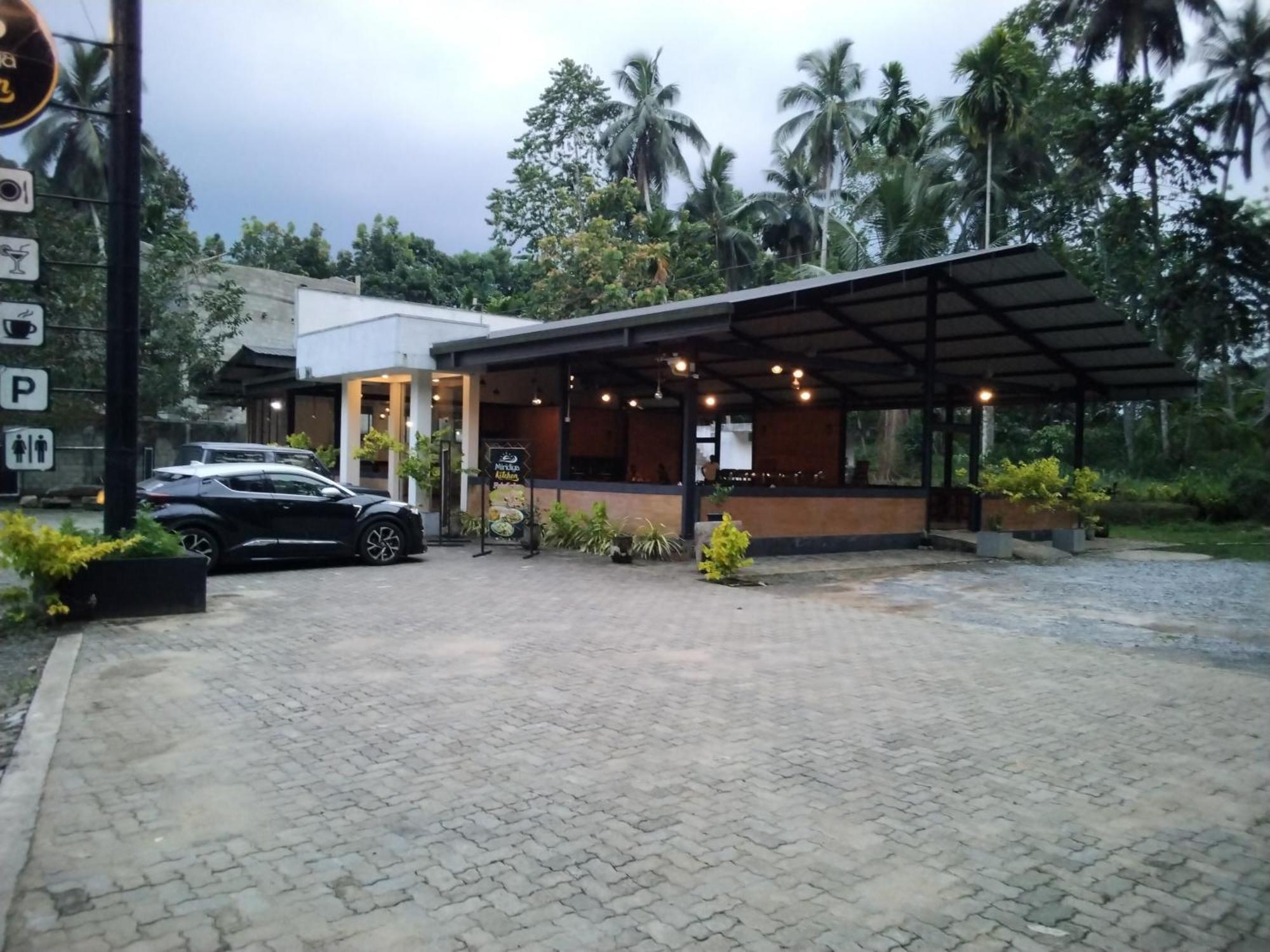 Miridiya Resort Yatiyantota Exterior photo